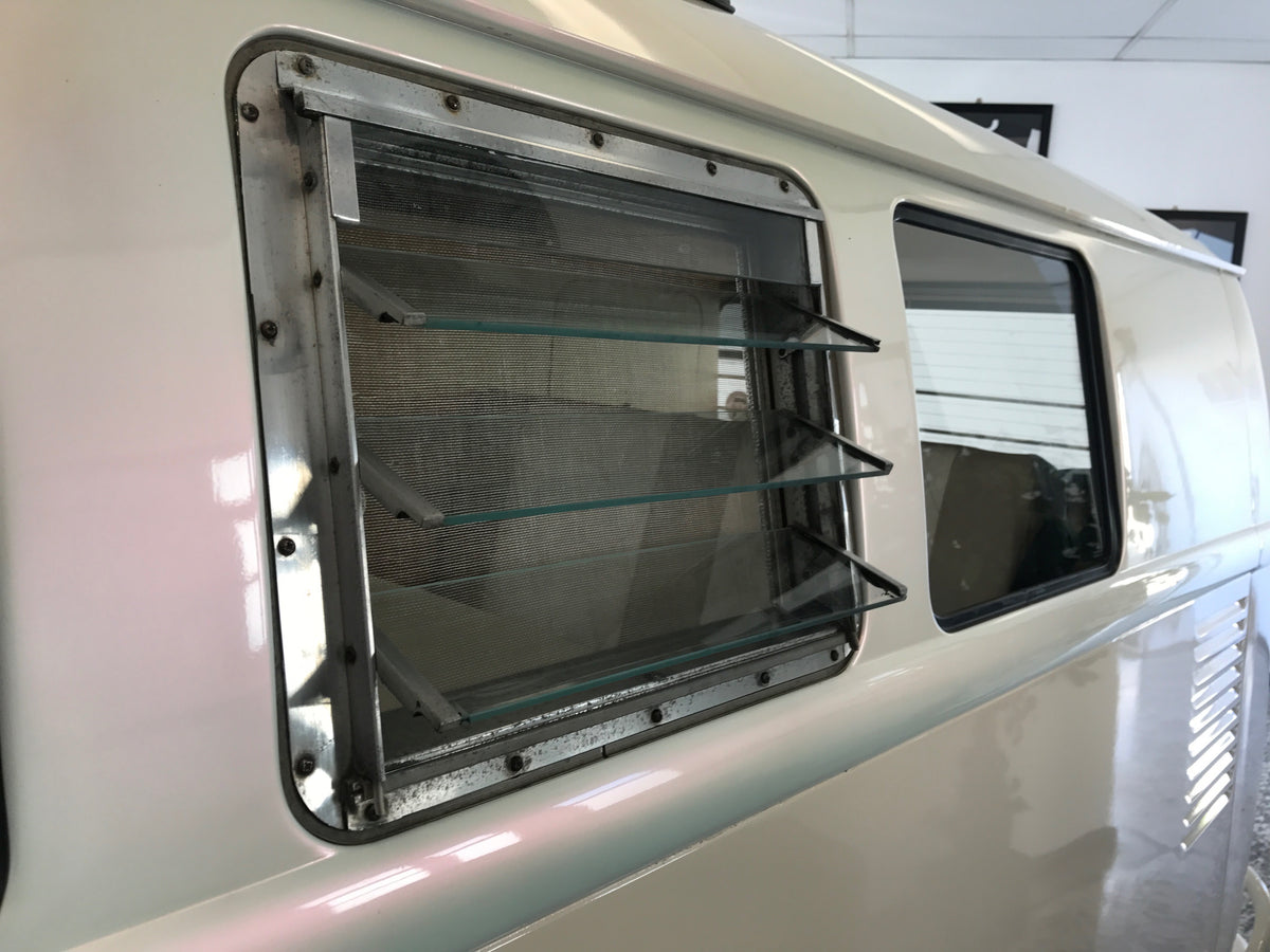 Volkswagen Splitscreen Camper – photo 8