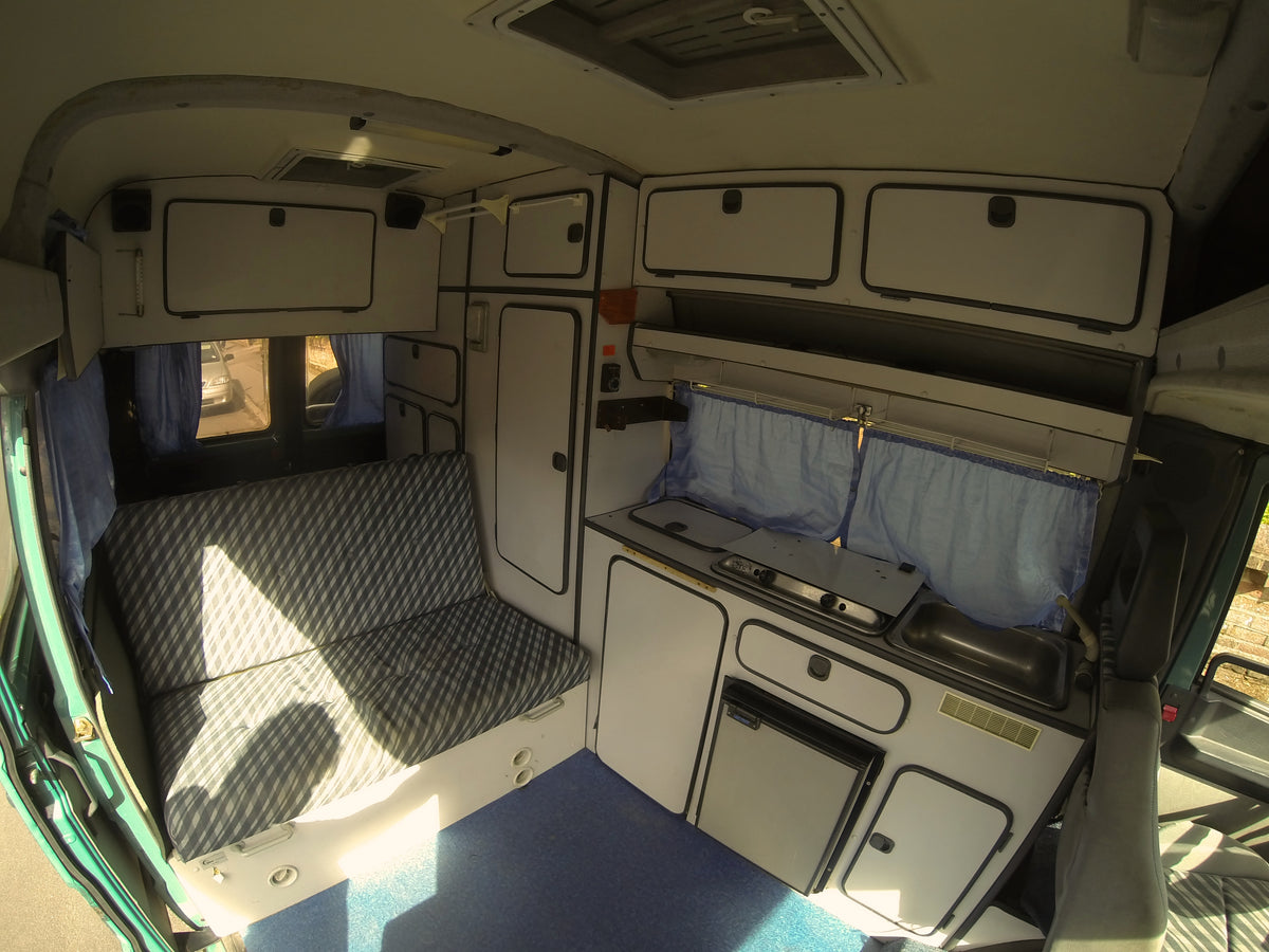 Mercedes MB100 Campervan – photo 12