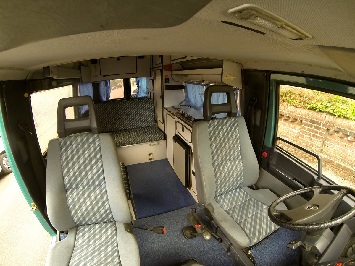 Mercedes MB100 Campervan – photo 11
