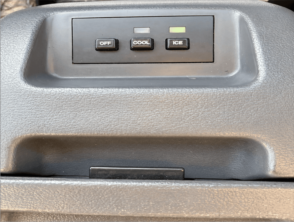 Toyota Land Cruiser 80 control panel