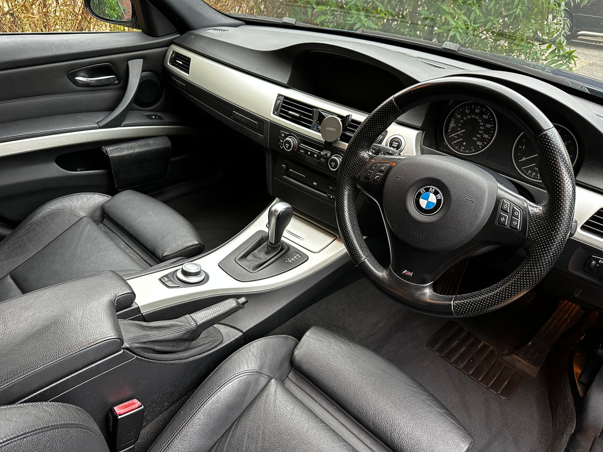 BMW 330i – photo 4