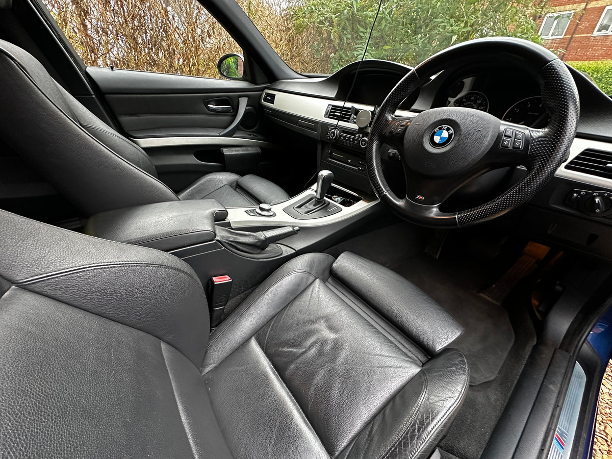 BMW 330i – photo 2