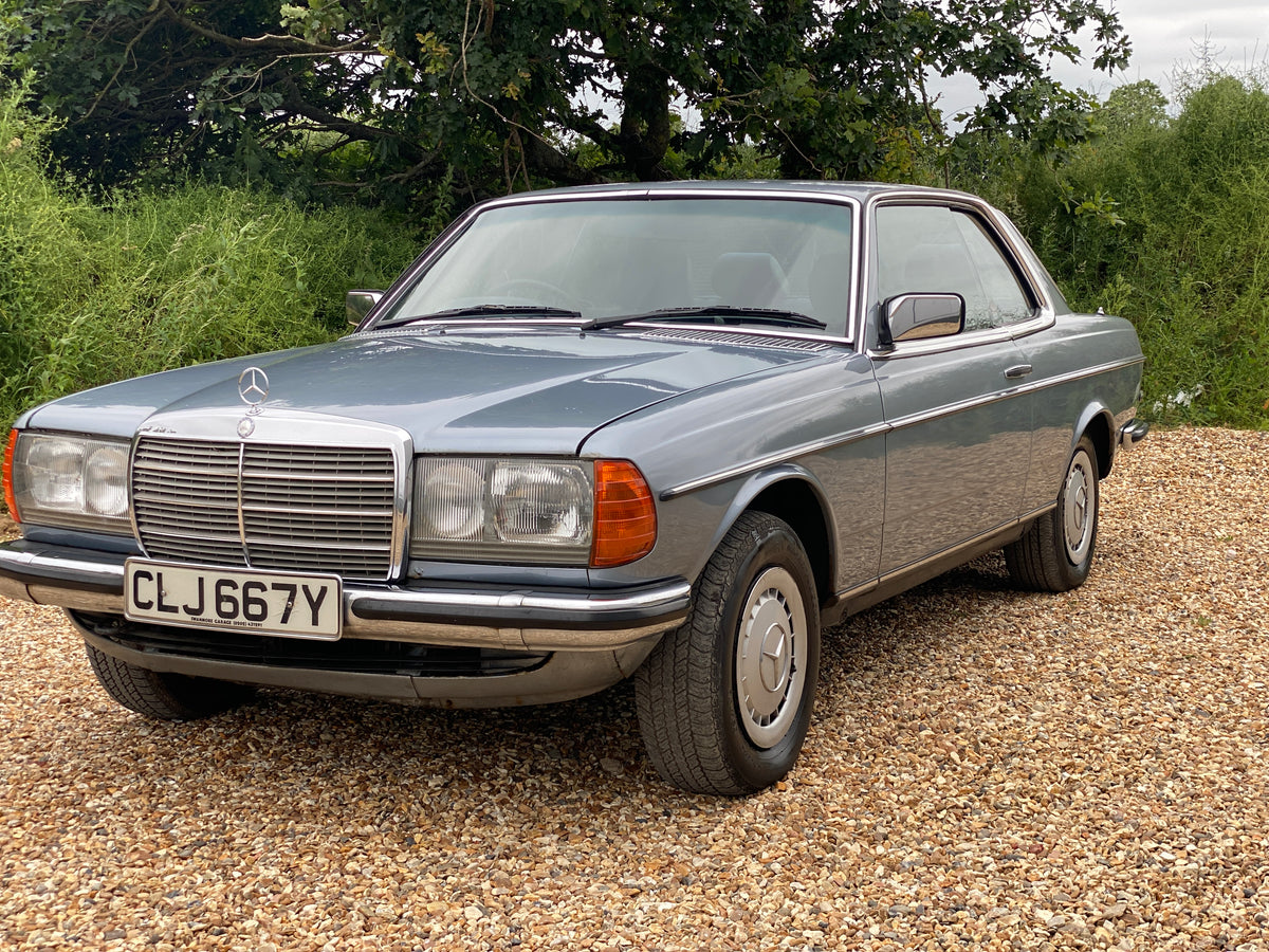 Mercedes 280 CE – photo 7