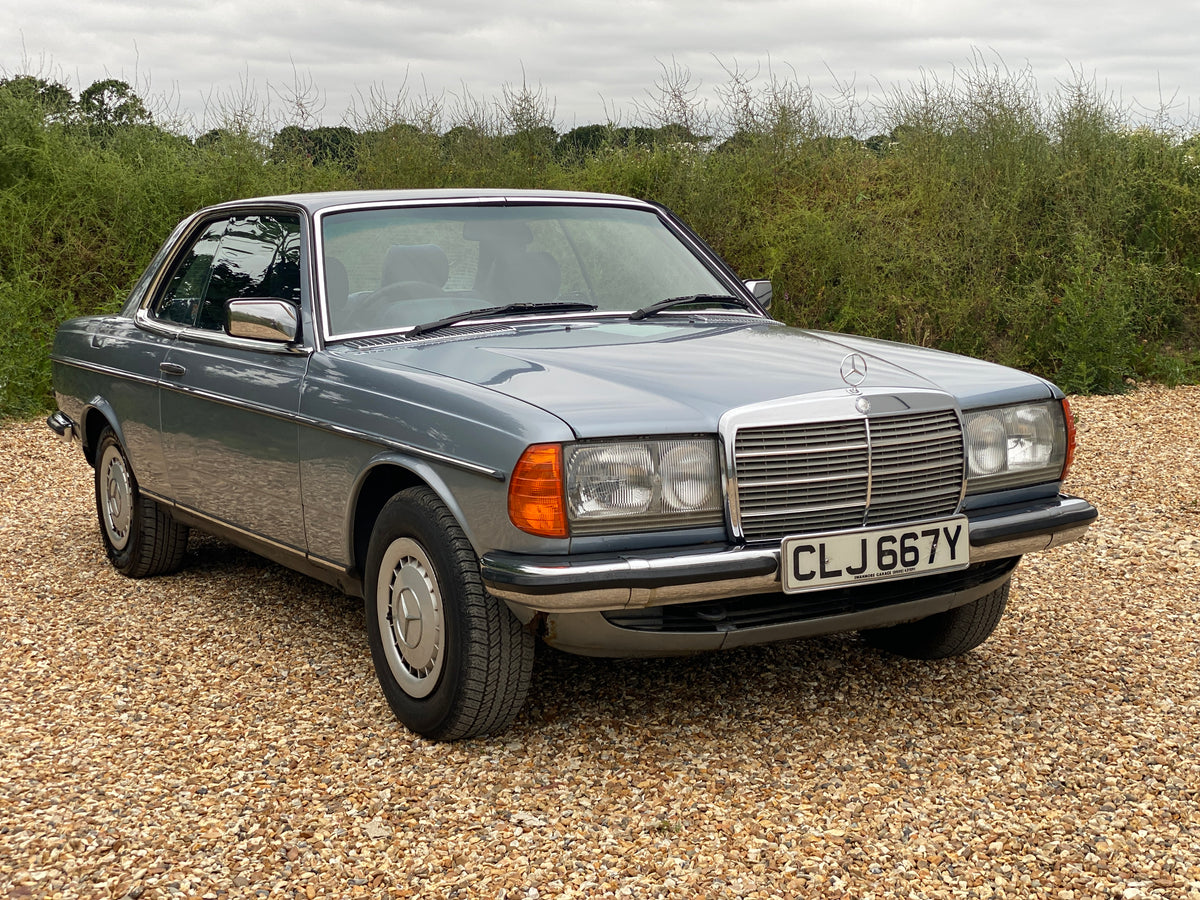 Mercedes 280 CE – photo 9