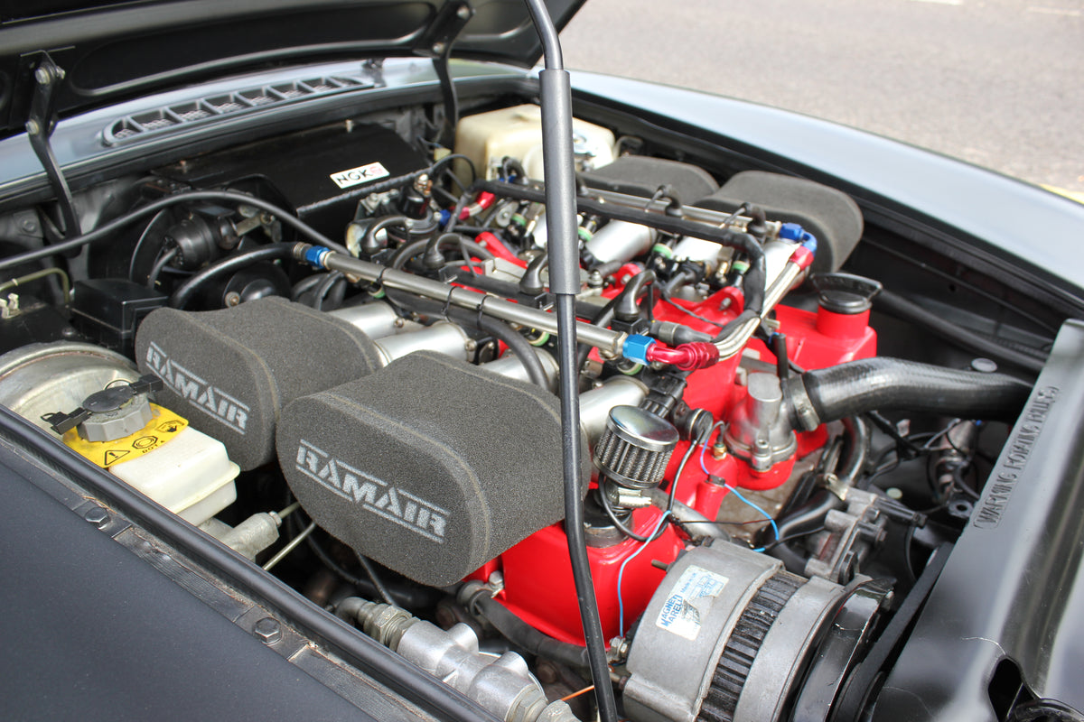 MG RV8 – photo 12