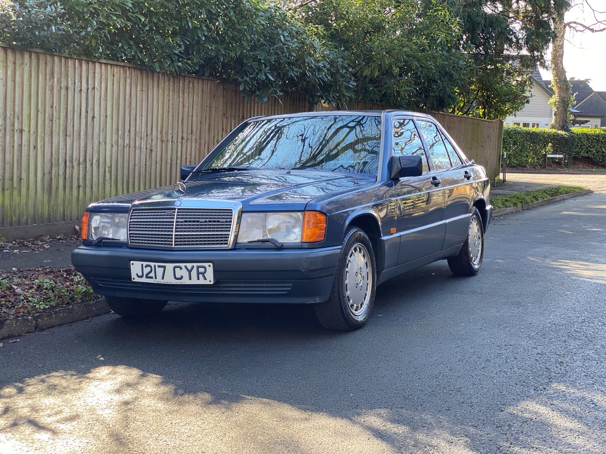 Mercedes 190E – photo 2