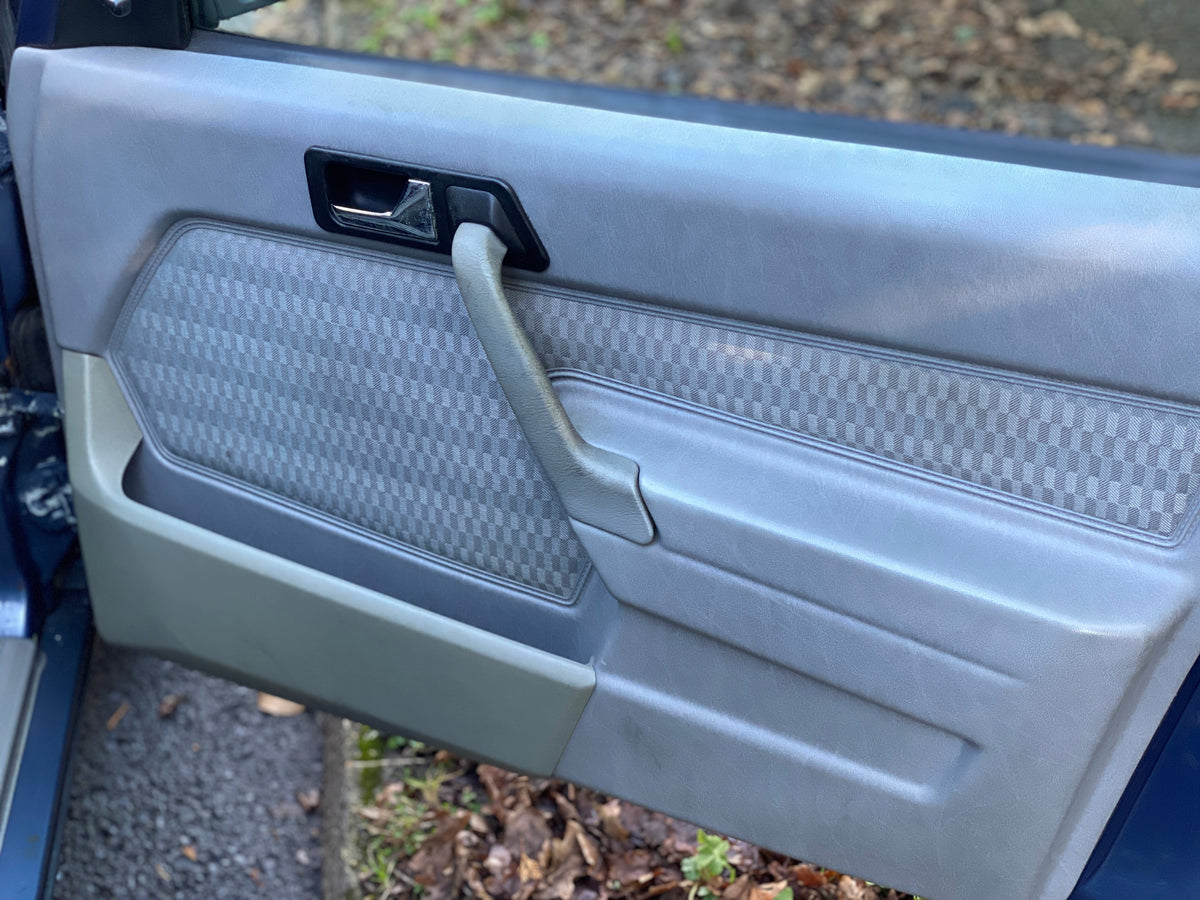 Mercedes 190E – photo 27