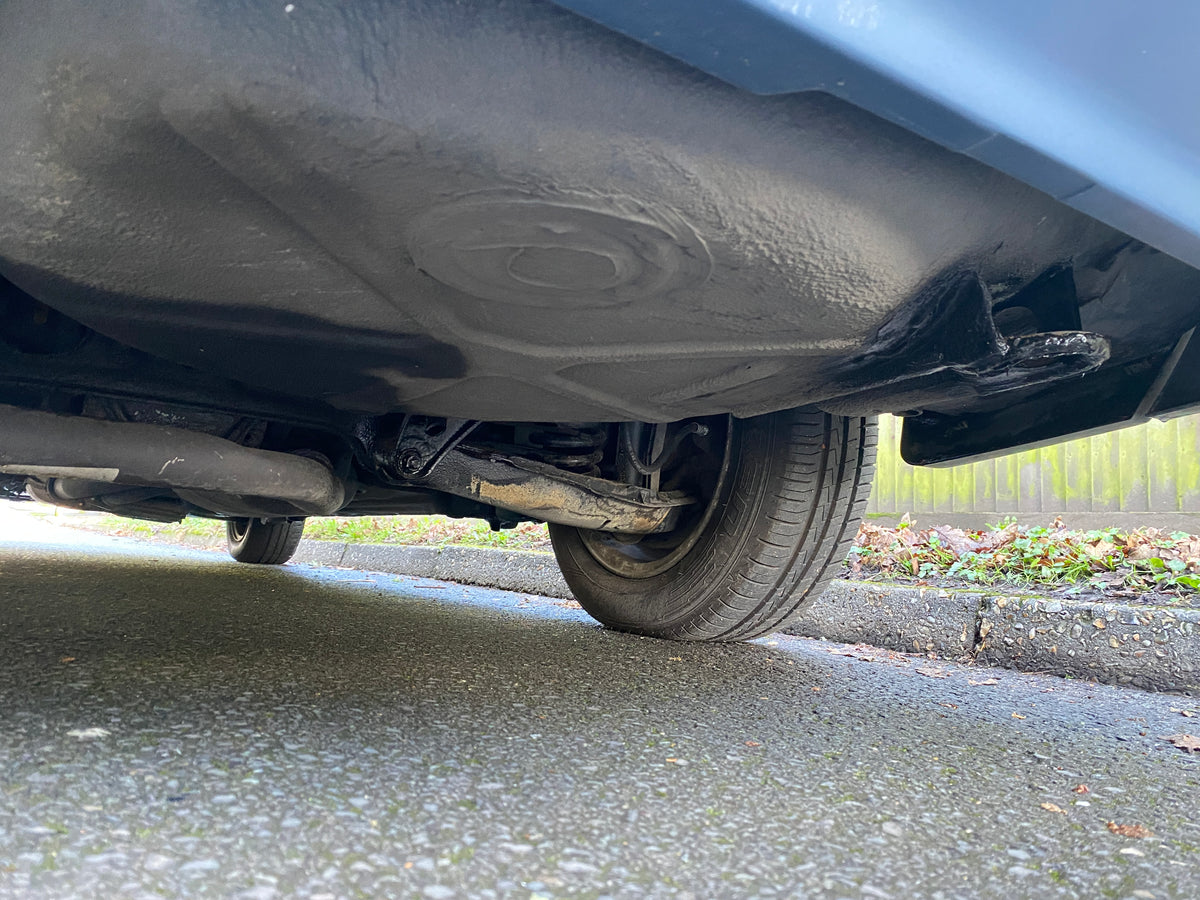 Mercedes 190E – photo 32