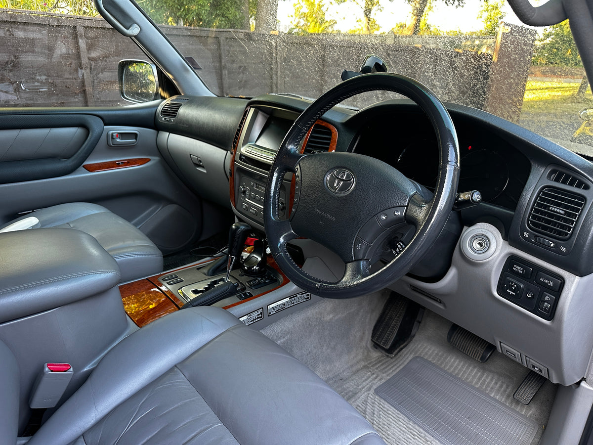 2005 Toyota Land Cruiser Amazon 100 – photo 8