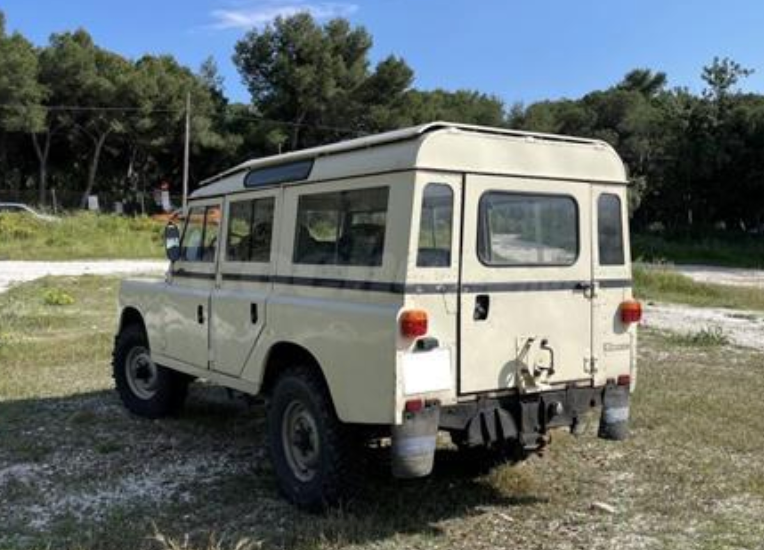 Land Rover Defender 110 – photo 4