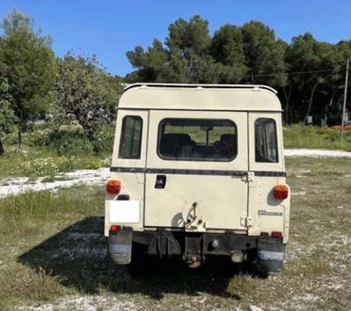 Land Rover Defender 110 – photo 5