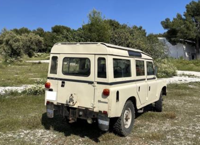 Land Rover Defender 110 – photo 6
