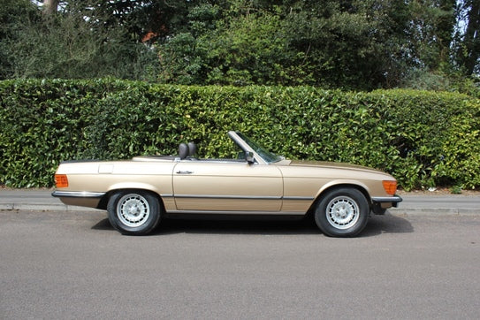 Mercedes 500SL – R107 – photo 2