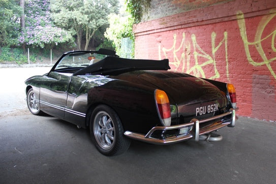 Volkswagen Karmann Ghia Convertible – photo 4