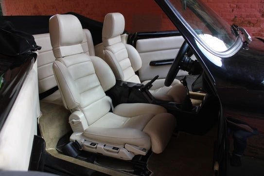Volkswagen Karmann Ghia Convertible – photo 12