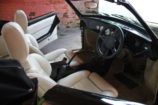 Volkswagen Karmann Ghia Convertible – photo 14