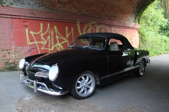 Volkswagen Karmann Ghia Convertible – photo 22