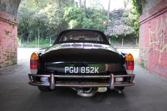 Volkswagen Karmann Ghia Convertible – photo 24